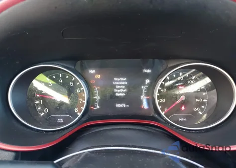 2018 Jeep Compass Trailhawk 4X4 из США, поврежденный, VIN 3C4NJDDB3JT356310